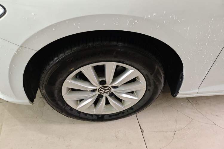 Used Volkswagen Lavida 2023 1.5L Automatic De Yi Edition Exterior 4