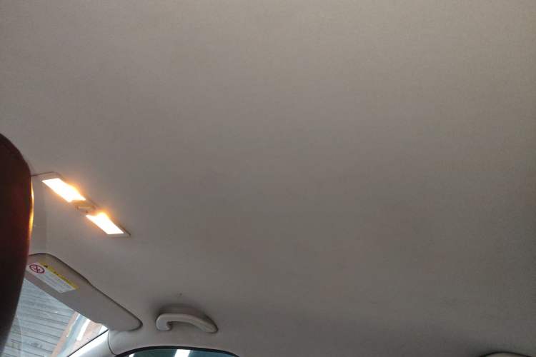 Used Volkswagen Lavida 2015 1.6L Automatic Fashion Edition Headliner