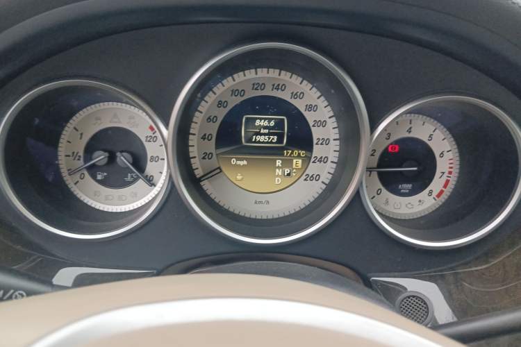 Used Mercedes-Benz CLS 2012 CLS 300 CGI Instrument Cluster