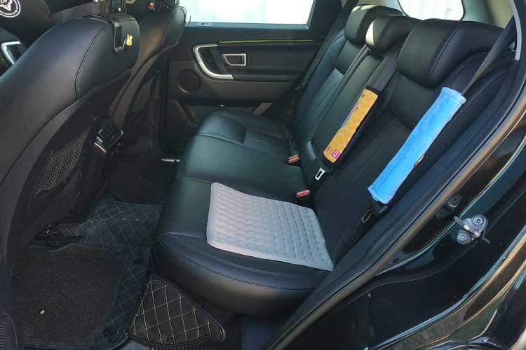 Used Land Rover Discovery Sport 2017 2.0T SE
