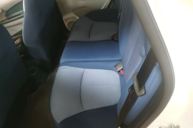 Used CHANGAN OSHAN Benni E-Star 2021 National Edition Colorful Version Lithium Iron Phosphate (31.95 kWh) Left Rear Seat