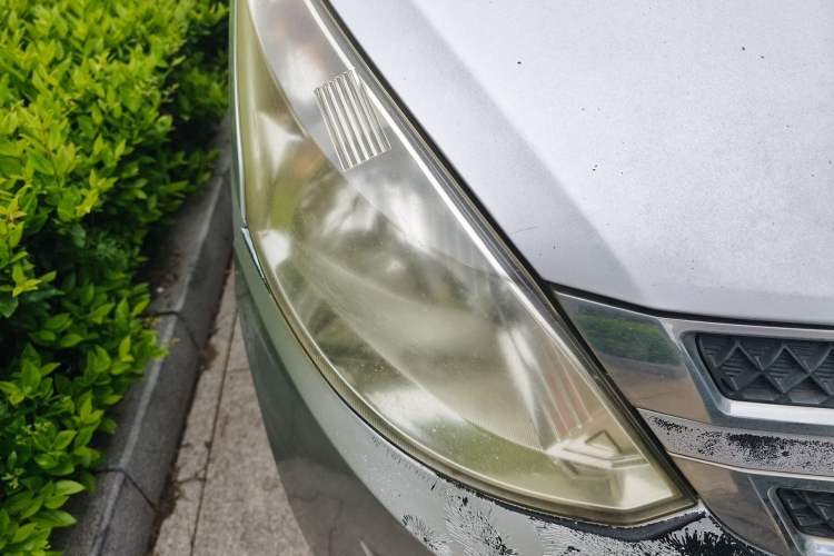 Used Wuling Rongguang V 2016 1.2L Standard Version
