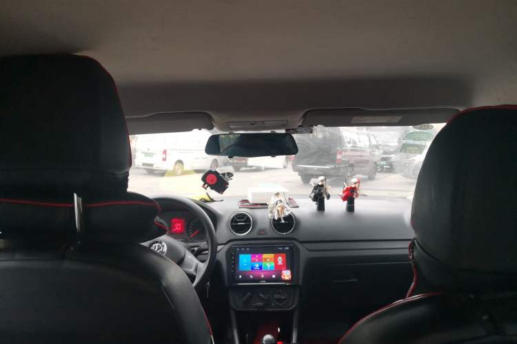 Used Volkswagen Jetta 2017 1.4L Manual Fashion Edition