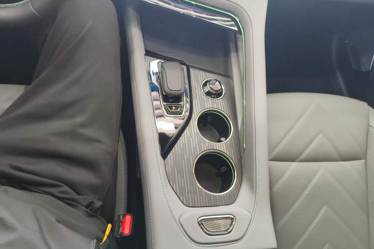 Used Zeekr 001 2023 WE Edition 100 kWh
