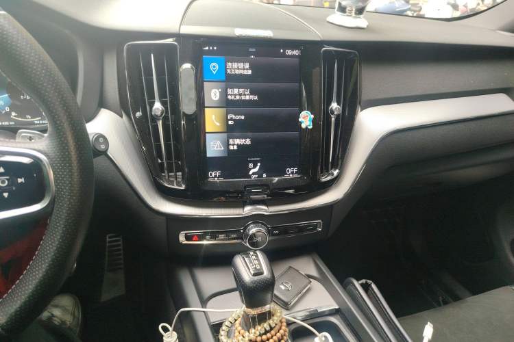 Used Volvo XC60 2019 T5 4x4 Smart & Dynamic Sport Edition China VI Standard