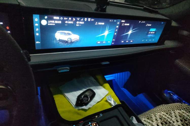 Used Ford Edge 2023 Ford Explorer L 2.0T EcoBoost Two-Wheel Drive 7-Seater Luxury Model
