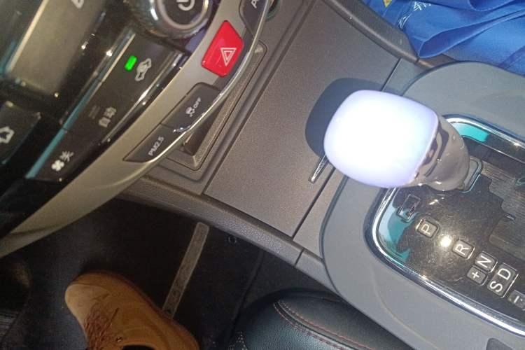 Used BYD S7 2015 2.0T Automatic Prestige Model
