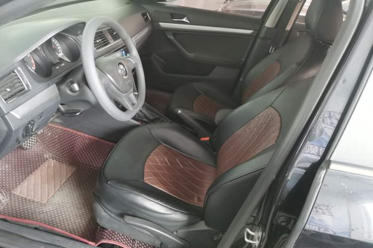 Used Volkswagen Lavida 2017 1.6L Automatic Fashion Edition Left Front Seat