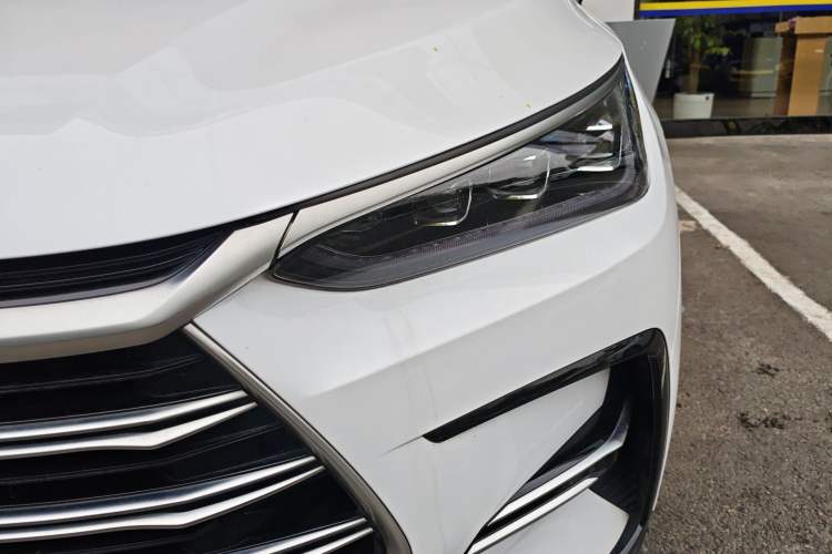 Used BYD Tang New Energy 2023 DM-i Champion Edition 112KM Prestige Model Left Front Headlight