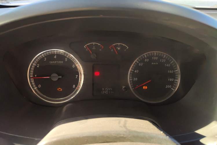 Used Great Wall Wingle 5 2013 2.4L European Version Two-Wheel Drive Elite Edition Big Double Cab – 4G69S4N
