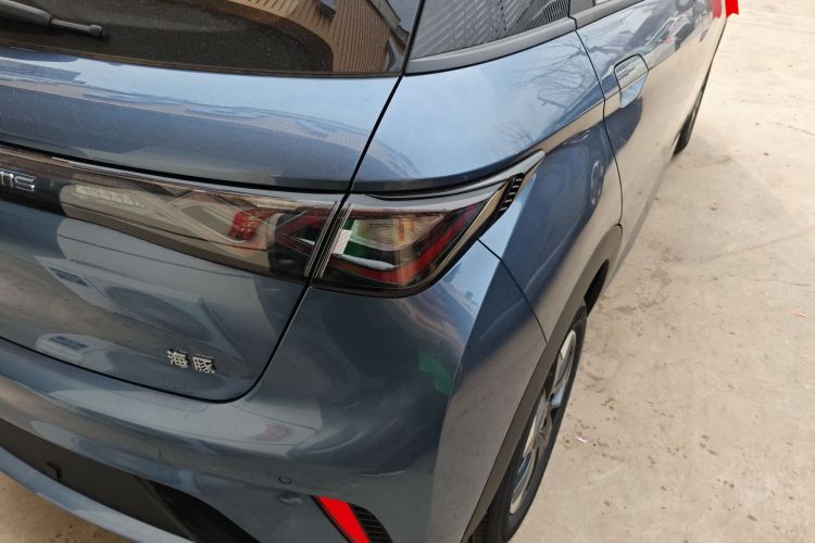 Used BYD Dolphin 2025 420km Free Edition
