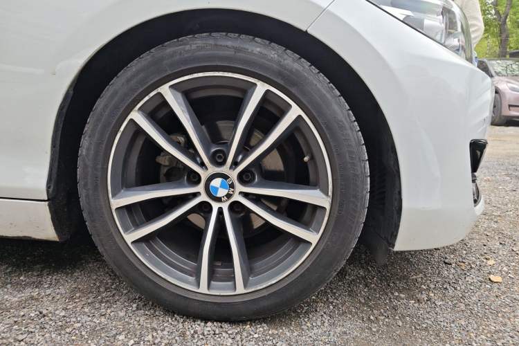 Used BMW 2 Series 2018 220i Convertible Coupe Sports Design Package