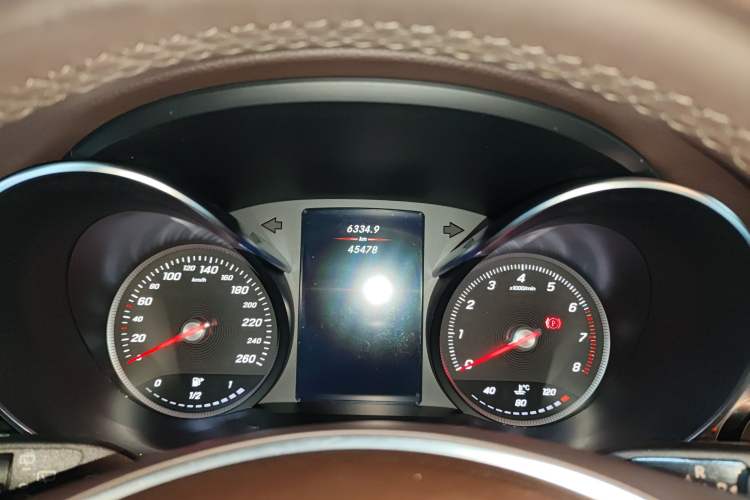 Used Mercedes-Benz GLC 2019 Facelift GLC 260 L 4MATIC Luxury Model