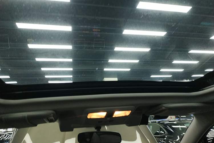 Used Subaru Forester 2018 2.5i Luxury Navigation Edition with EyeSight