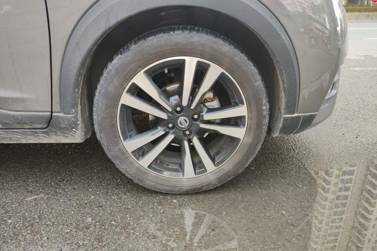 Used Nissan Kicks 2019 1.5L CVT Cool Enjoy Edition
