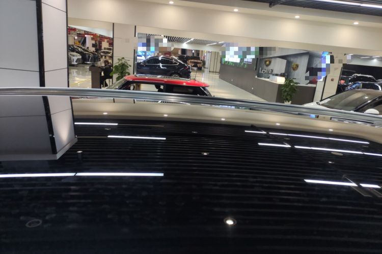 Used Hima AITO M8 2025 Extended-Range Ultra Version 53.4 kWh 6-Seater Edition Roof