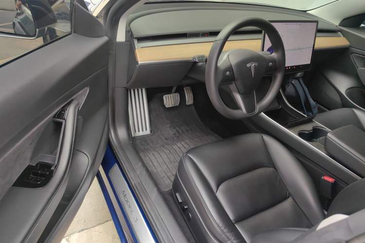 Used Tesla Model 3 2020 Revised Version Standard Range Rear-Wheel Drive – Upgraded Edition Driver Seat