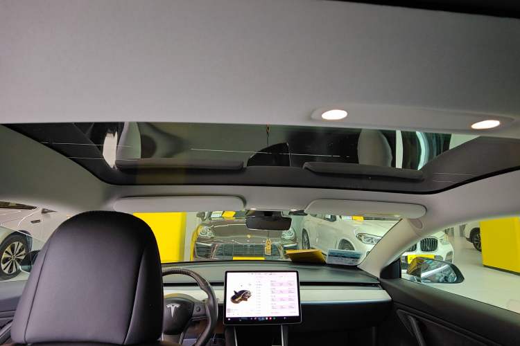 Used Tesla Model 3 2019 Long-Range All-Wheel-Drive Version