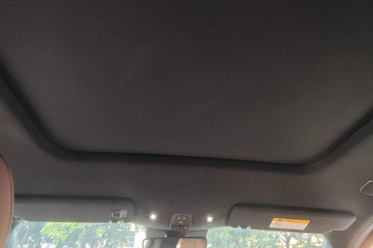 Used Nio ES6 2024 75 kWh
