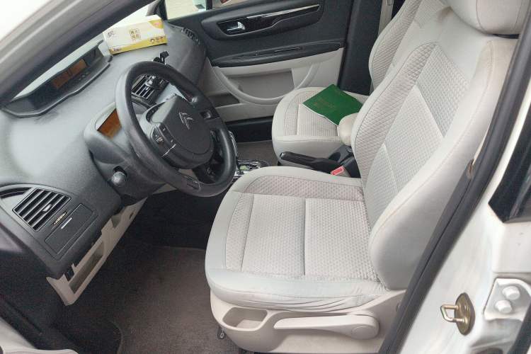 Used Citroen C-Quatre 2014 VTS Version 1.6L Automatic Prestige Model Left Front Seat