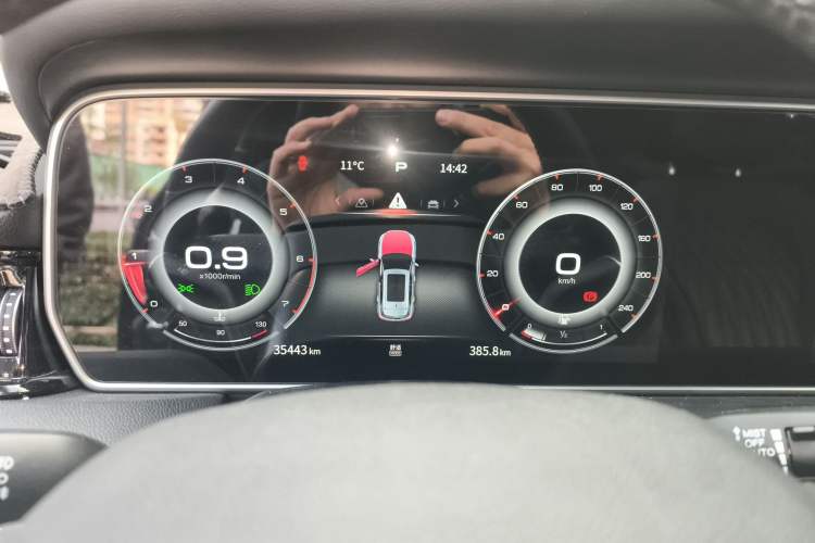 Used Hongqi HS5 2022 2.0T Smart Connect Flagship All-Wheel Drive LeGou Edition Instrument Cluster