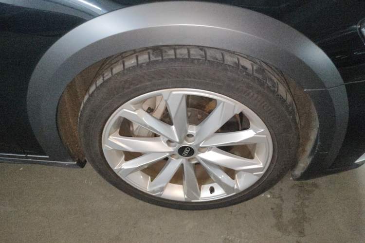 Used Audi A6 2022 allroad quattro Explorer 55 TFSI Prestige Off-Road Model
