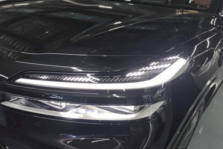 Used ONVO Luxeed L90 2025 Model—Pro Six-Seater Version