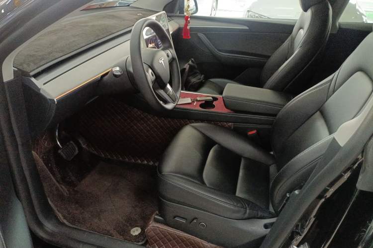 Used Tesla Model Y 2023 Rear-Wheel-Drive Version