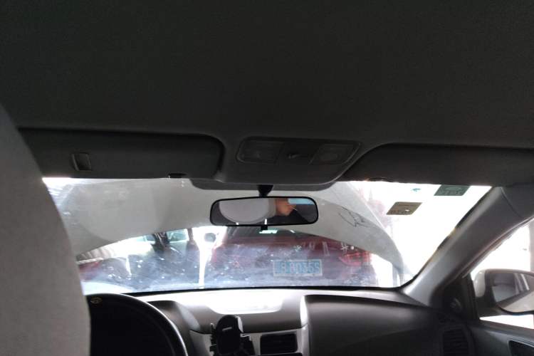 Used Hyundai Verna (older generation) 2014 1.4L Manual Smart GLS Trim Headliner