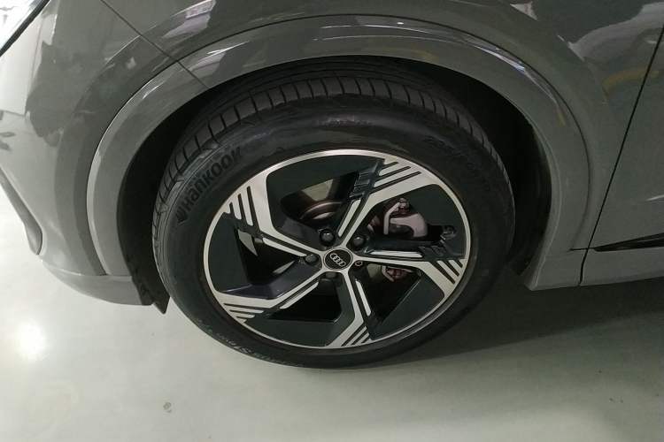 Used Audi Q4 e-tron 2024 50 e-tron quattro Creation Edition Midnight