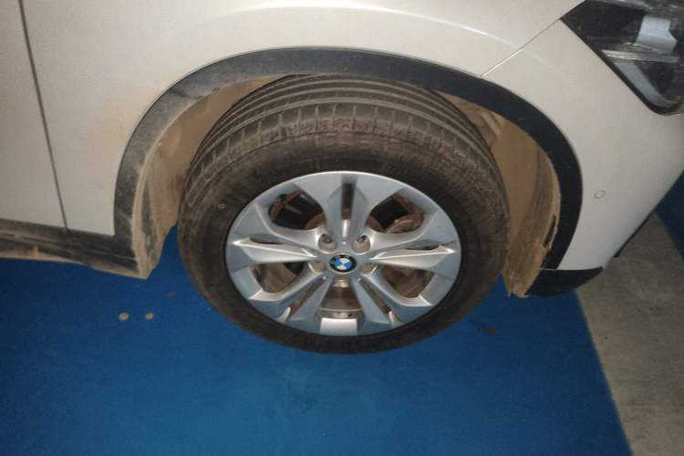 Used BMW X1 2016 sDrive18Li Premium Edition
