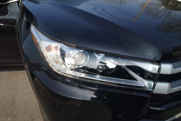 Used Toyota Highlander 2021 2.0T Four-Wheel Drive Luxury Edition 7 Seats
