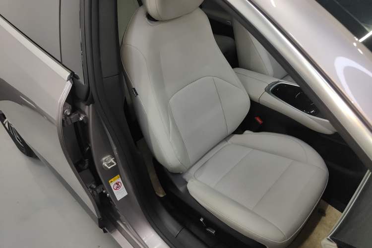 Used CHANGAN NEVO A07 2025 All-Electric "Real Bargain" 525 Luxury Model
