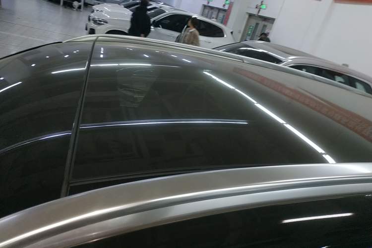 Used Mercedes-Benz GLC 2019 Facelift GLC 260 L 4MATIC Luxury Model
