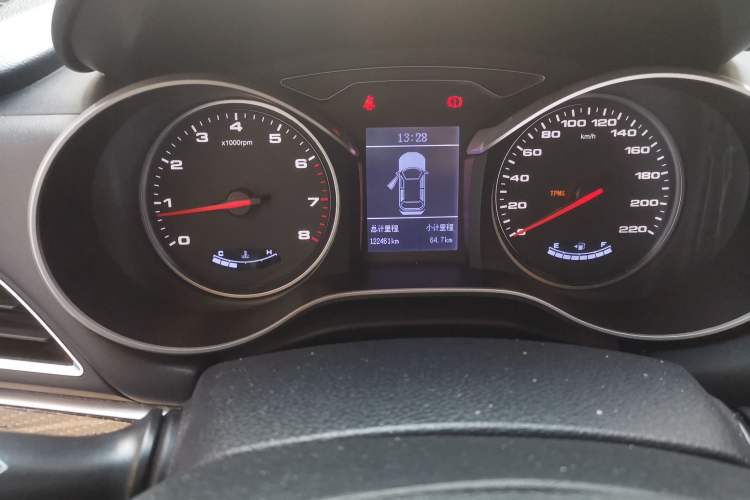 Used JAC Refine S3 2017 1.6L Manual Smart Connectivity Model