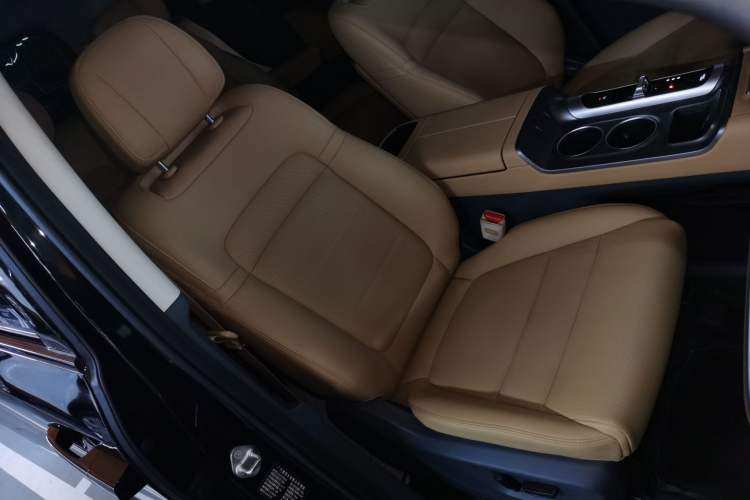 Used GAC Trumpchi E8 New Energy 2024 150km MAX Right Front Seat