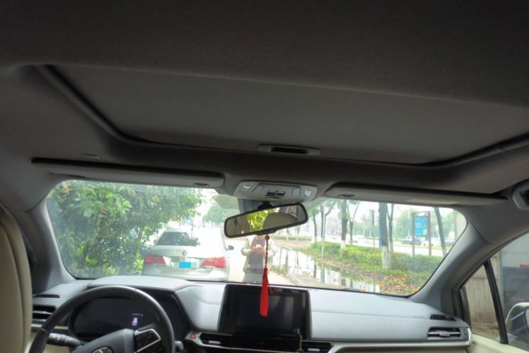 Used Toyota SIENNA 2021 2.5L Hybrid Luxury Edition Headliner