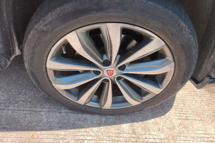 Used Roewe RX5 MAX 2019 400TGI Automatic 4G Connect Luxury Edition
