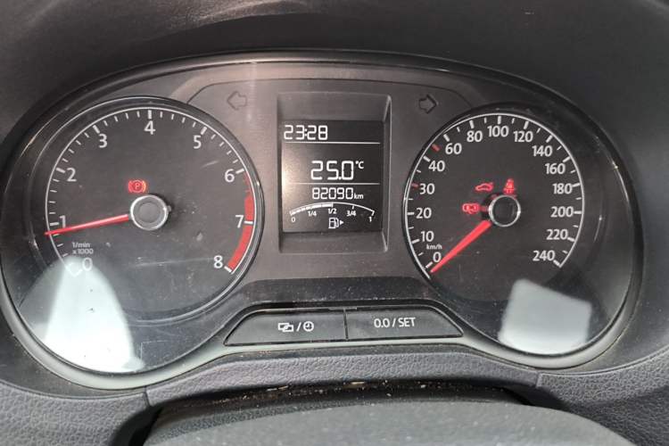 Used Volkswagen Polo 2016 1.4L Manual Fashion Model
