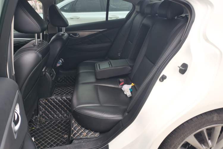 Used Infiniti Q50L 2018 2.0T Enjoyment Version China V Standard