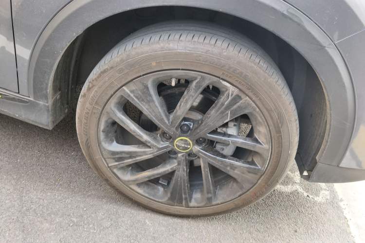 Used Roewe RX5 New Energy 2020 ePLUS National Trend Ronglin Luxury Edition Right Front Wheel Hub