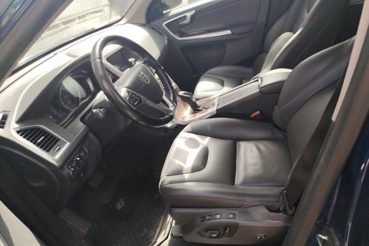 Used Volvo XC60 2015 T5 Smart Upgrade Model