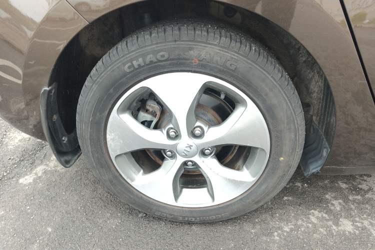 Used Kia Carens 2013 2.0L 5-Seater Automatic Standard Version China V Standard