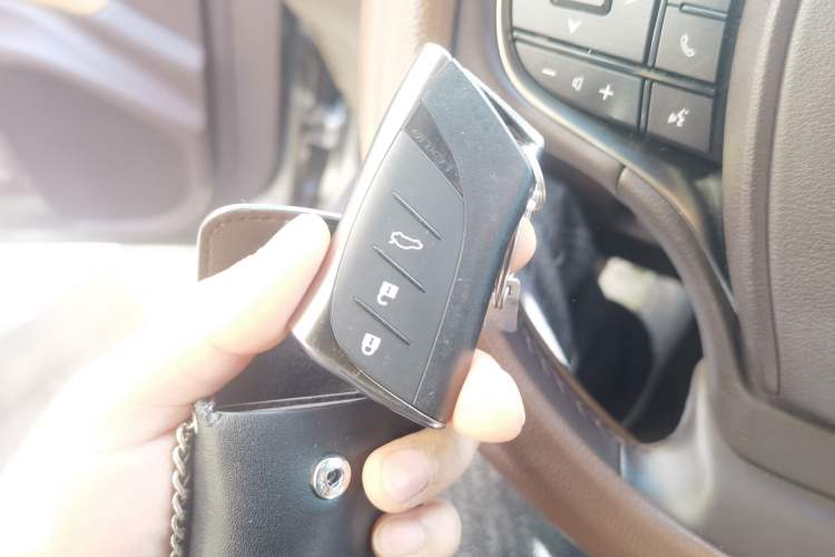 Used Lexus ES 2020 200 Excellence Edition
