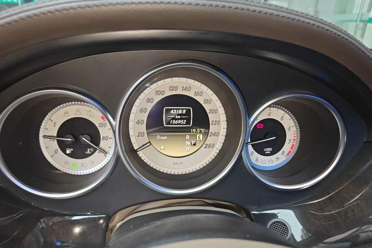 Used Mercedes-Benz CLS 2012 CLS 300 CGI Instrument Cluster