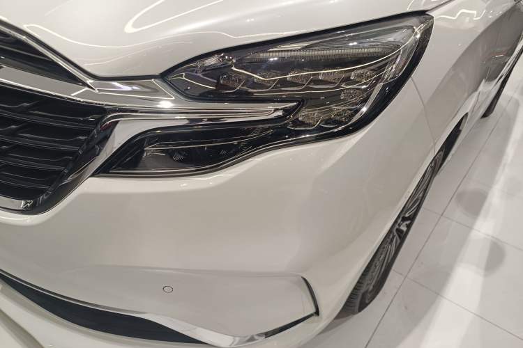 Used Buick GL8 2021 ES Land Cruiser 653T Flagship Model
