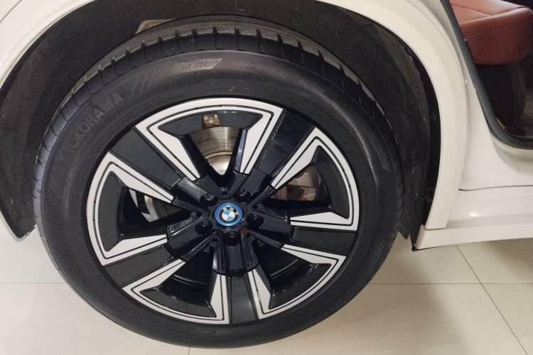 Used BMW iX3 2022 Leading Model