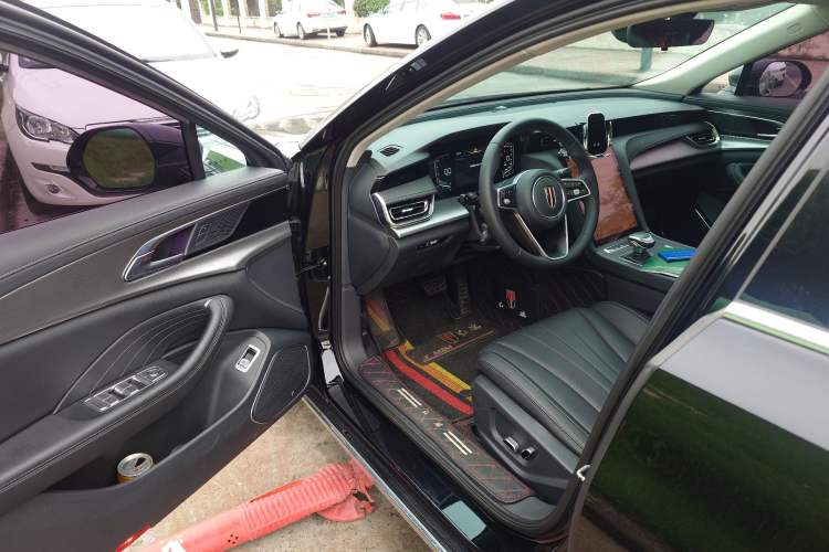 Used Hongqi H5 2023 1.5T DCT Smart Connect Flagship Edition Driver Seat