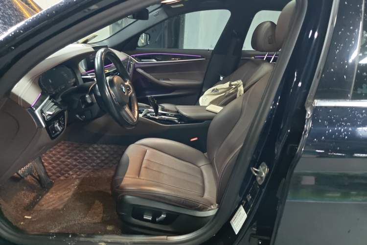 Used BMW 5 Series 2020 525Li M Sport Package Left Front Seat