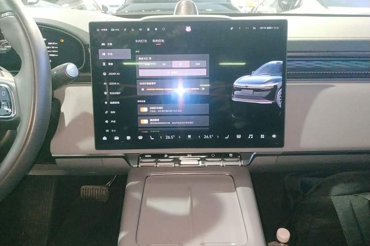 Used Zeekr 7X 2025 100 kWh Long-Range Rear-Wheel Drive with Intelligent Driving Features